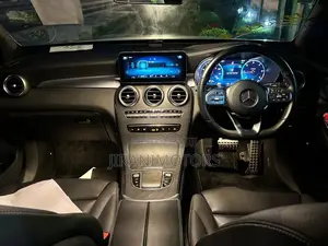 Mercedes-Benz GLC-Class 2017 White