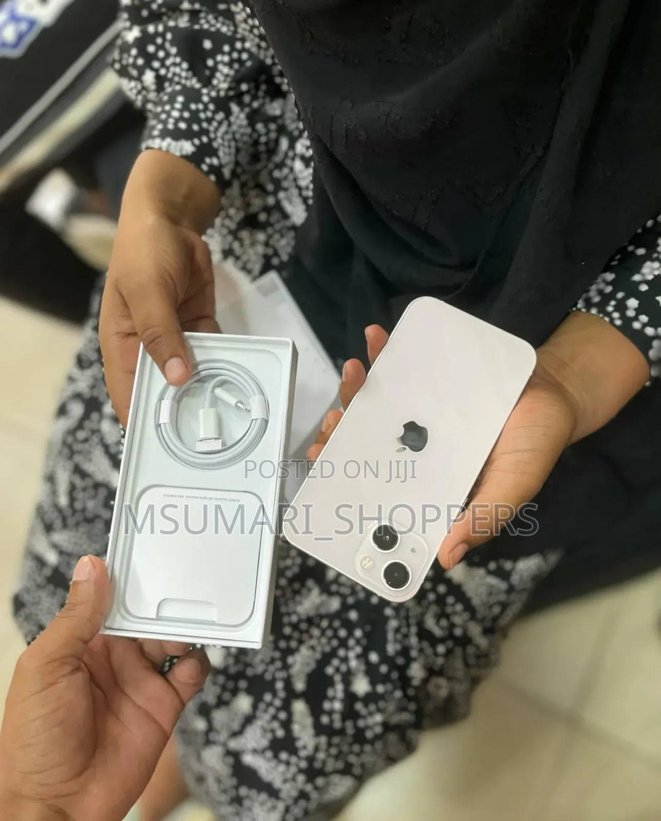 New Apple iPhone 13 128 GB White