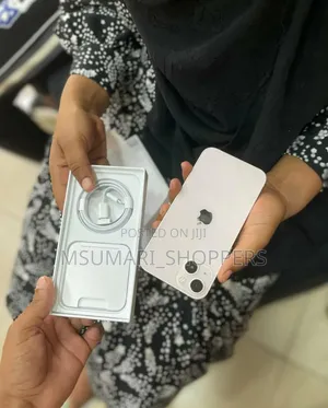 New Apple iPhone 13 128 GB White