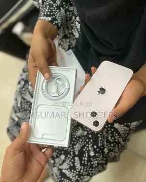 New Apple iPhone 13 128 GB White