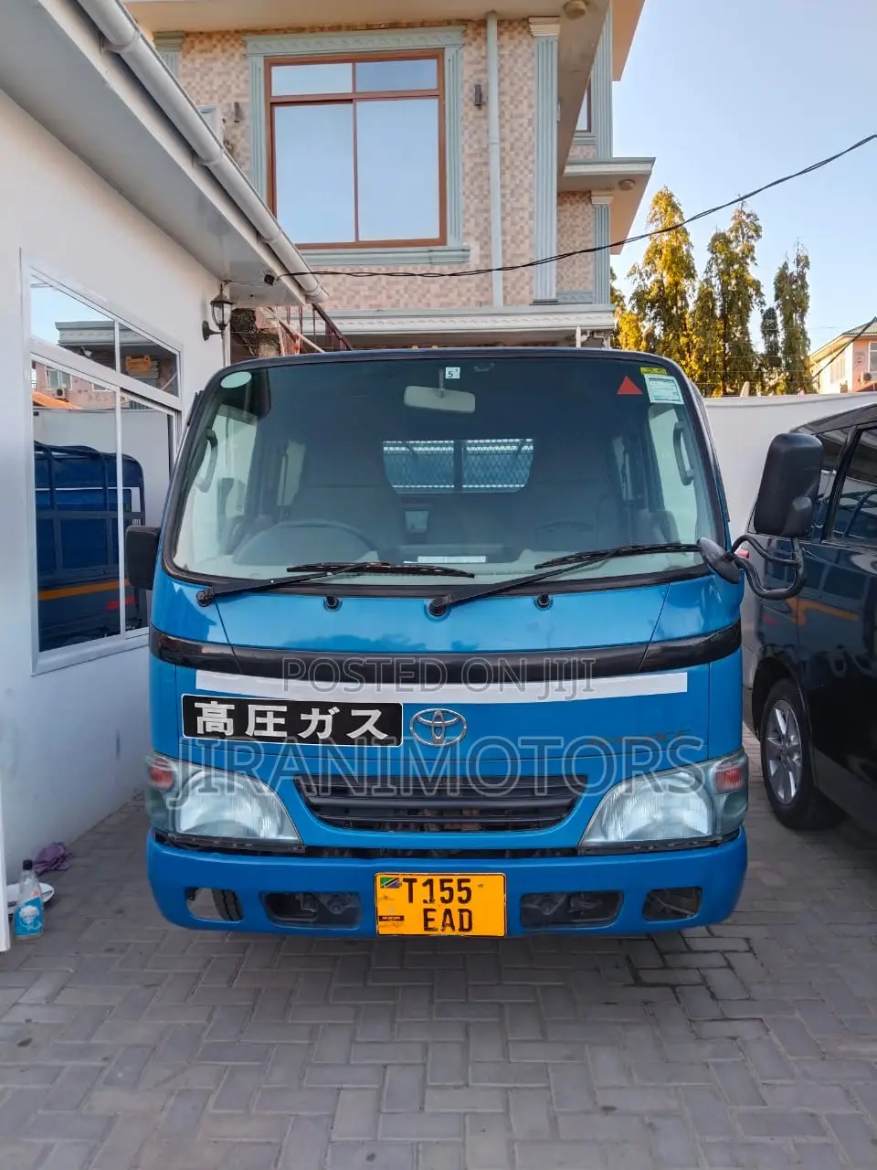 Toyota Toyoace Double Cabin