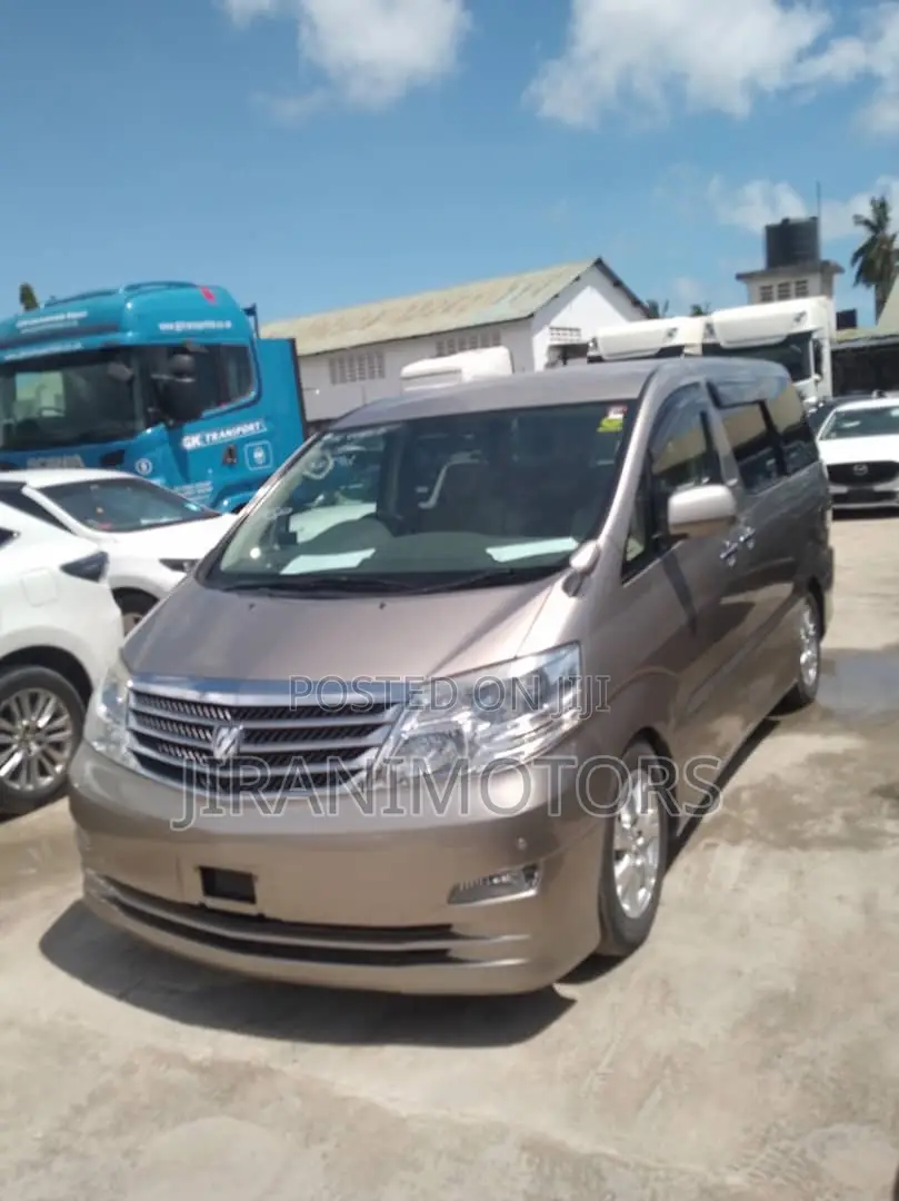 Toyota Alphard 2.4 Petrol FWD 2006 Gold