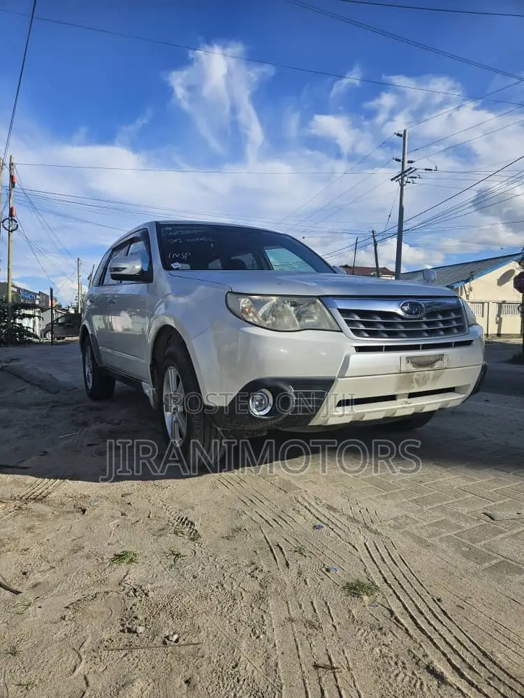 Subaru Forester 2.0D X 2010 White