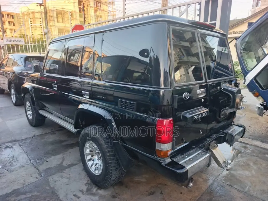 Toyota Land Cruiser Prado 3.0 D 1995 Black