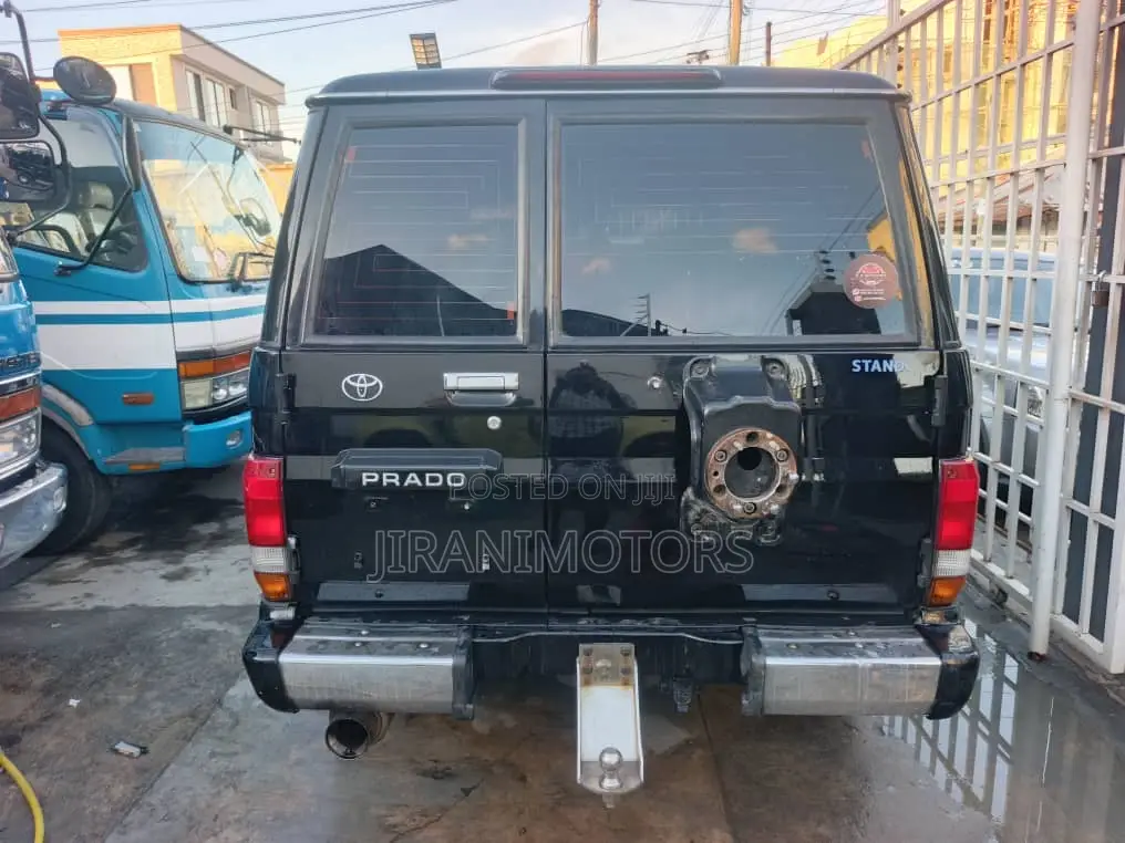 Toyota Land Cruiser Prado 3.0 D 1995 Black