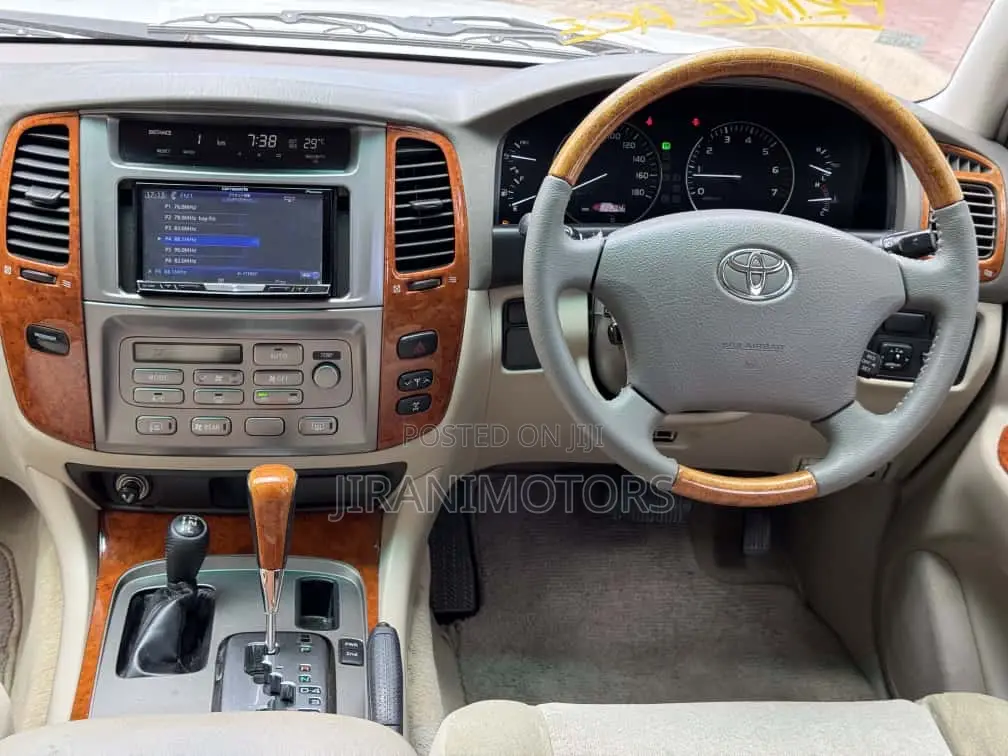 Toyota Land Cruiser 100 4.2 TD 2004 White