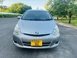 Toyota Wish 2006 Gray