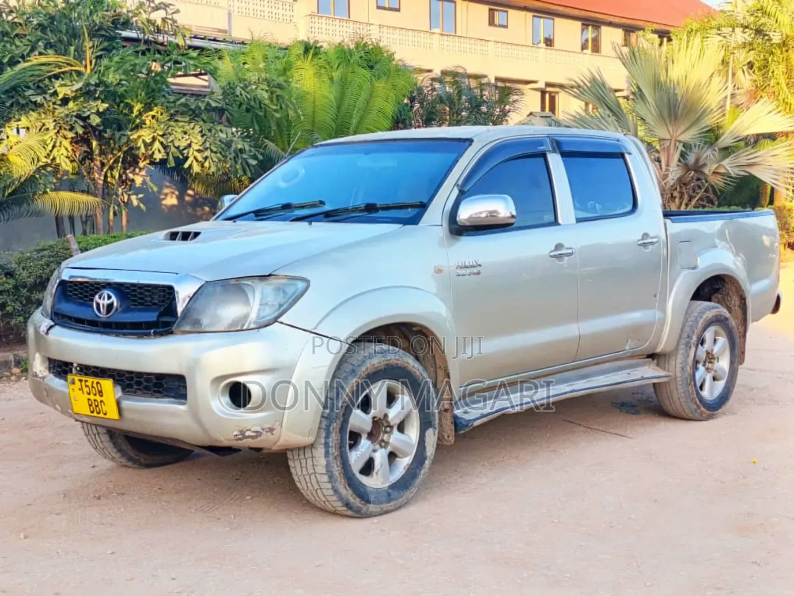 Toyota Hilux 2009 Gold