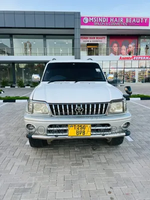 Toyota Land Cruiser Prado 2002 White