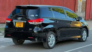 Toyota Wish 2011 Black