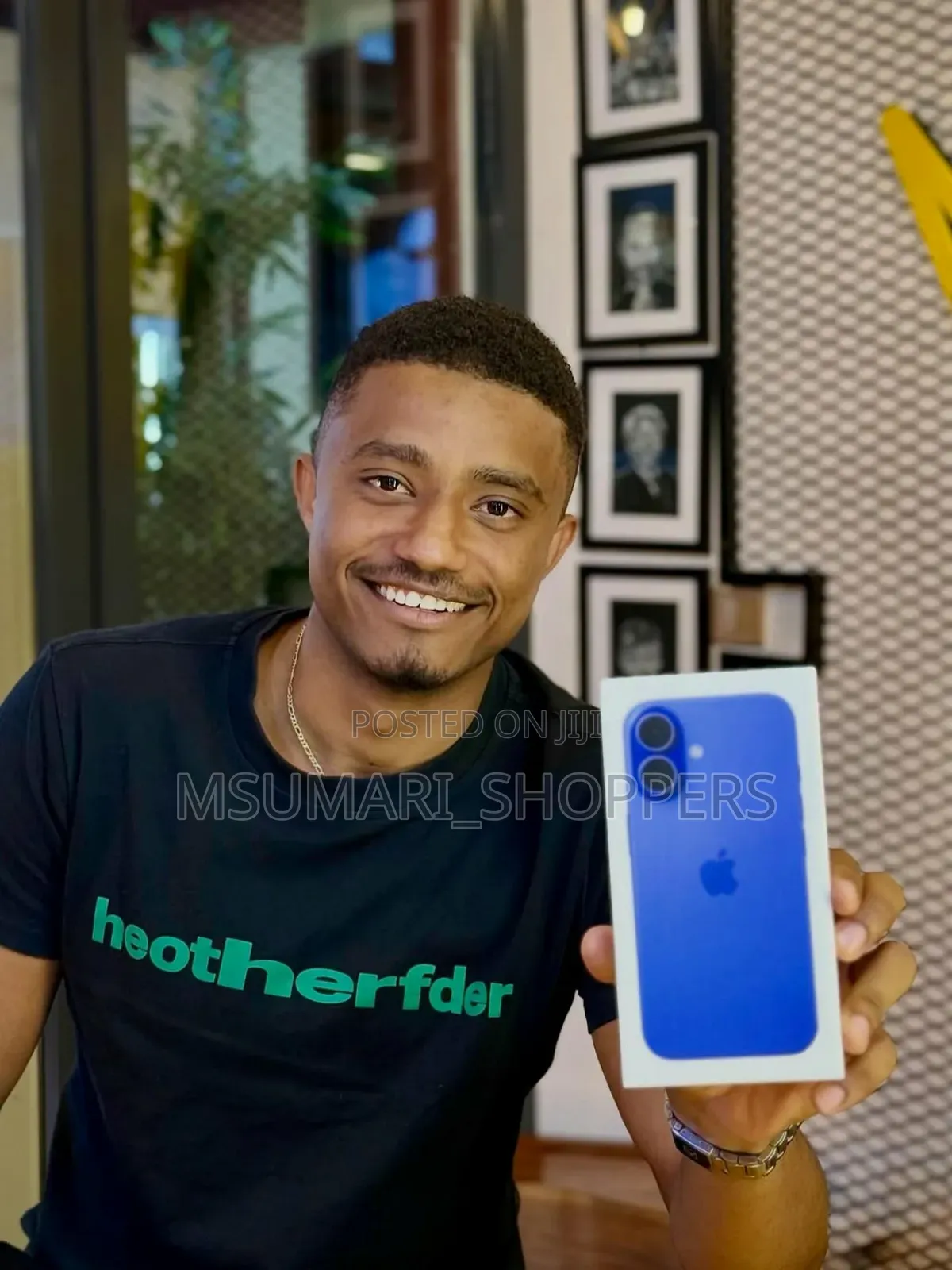 New Apple iPhone 17 256 GB Blue