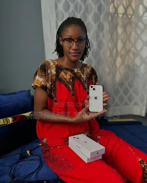 New Apple iPhone 13 128 GB Pink