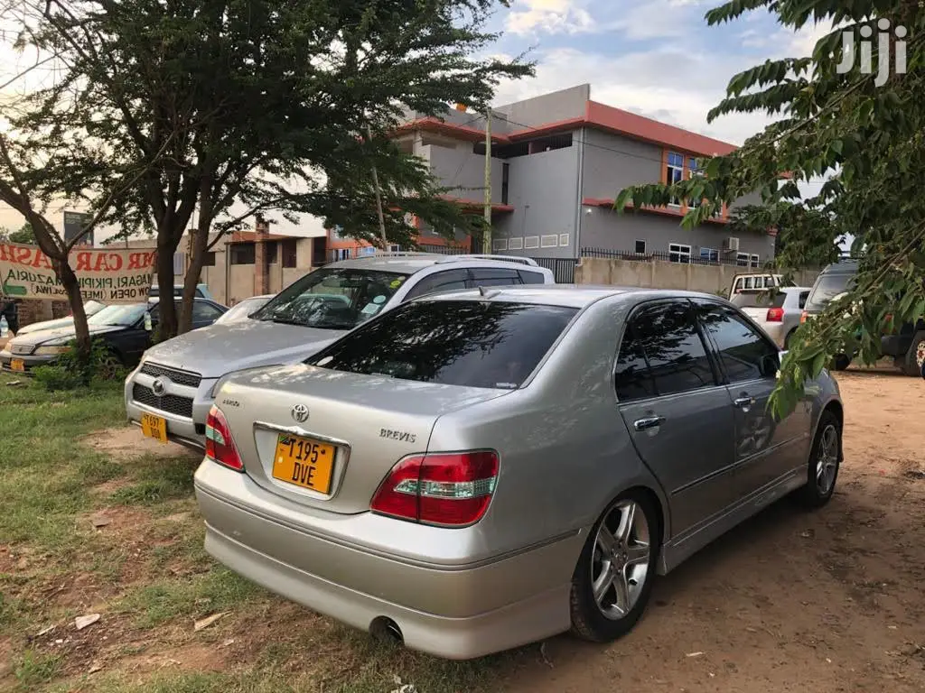 Toyota Brevis 2009 Silver