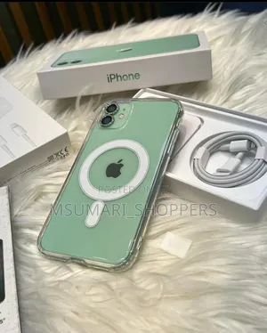 New Apple iPhone 11 128 GB Green