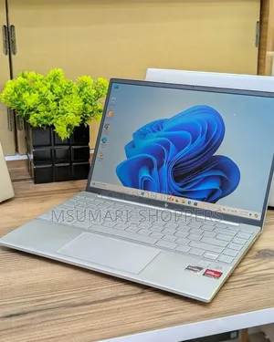 Laptop HP Pavilion 13 16GB AMD Ryzen 5 SSD 512GB