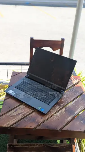 New Laptop Dell G16 7620 16GB Intel Core I7 SSD 1T