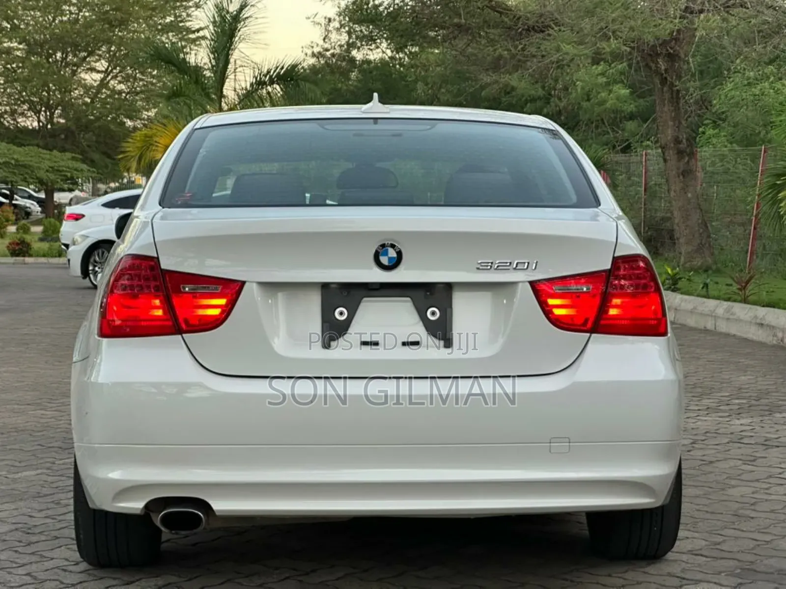 BMW 3 Series 2010 White