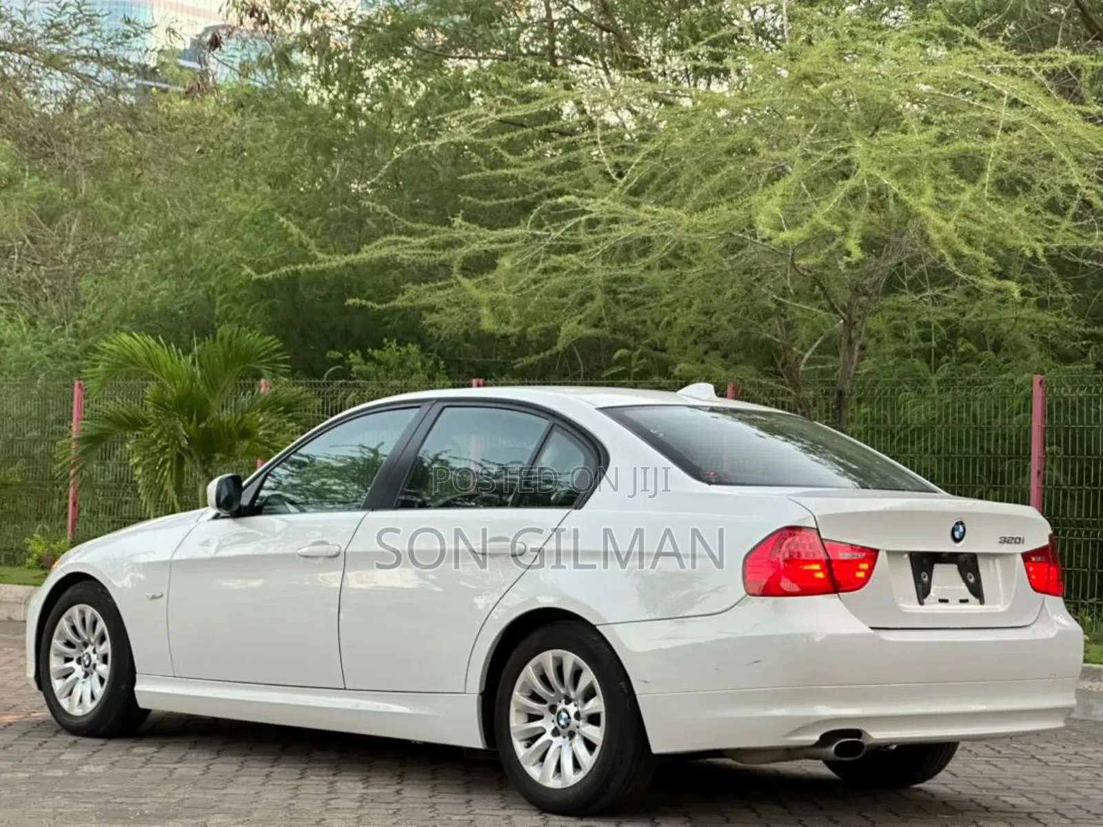 BMW 3 Series 2010 White