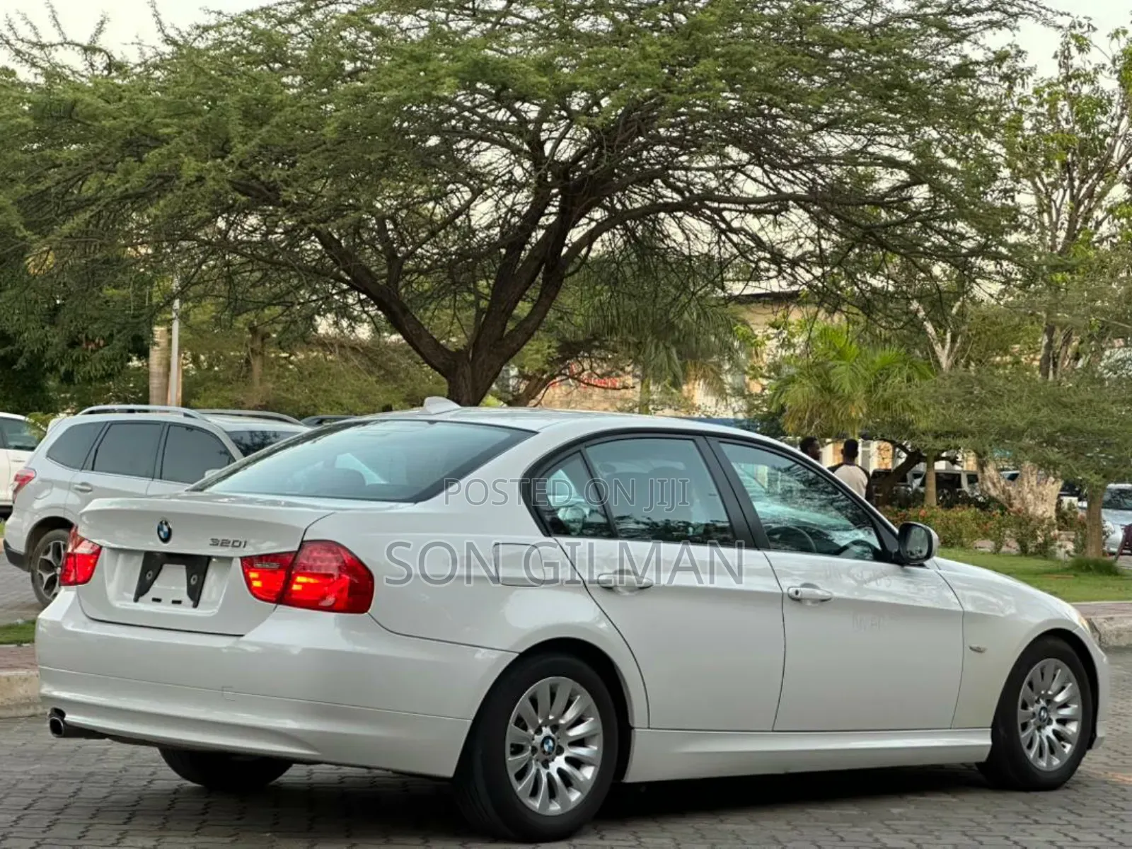 BMW 3 Series 2010 White