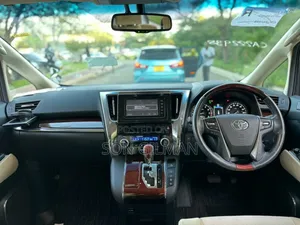 Toyota Alphard 2015 White