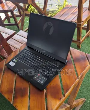 Laptop MSI GP75 Leopard 16GB Intel Core i7 SSD 1T