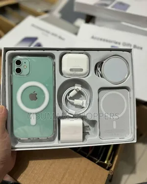 New Apple iPhone 11 128 GB Green