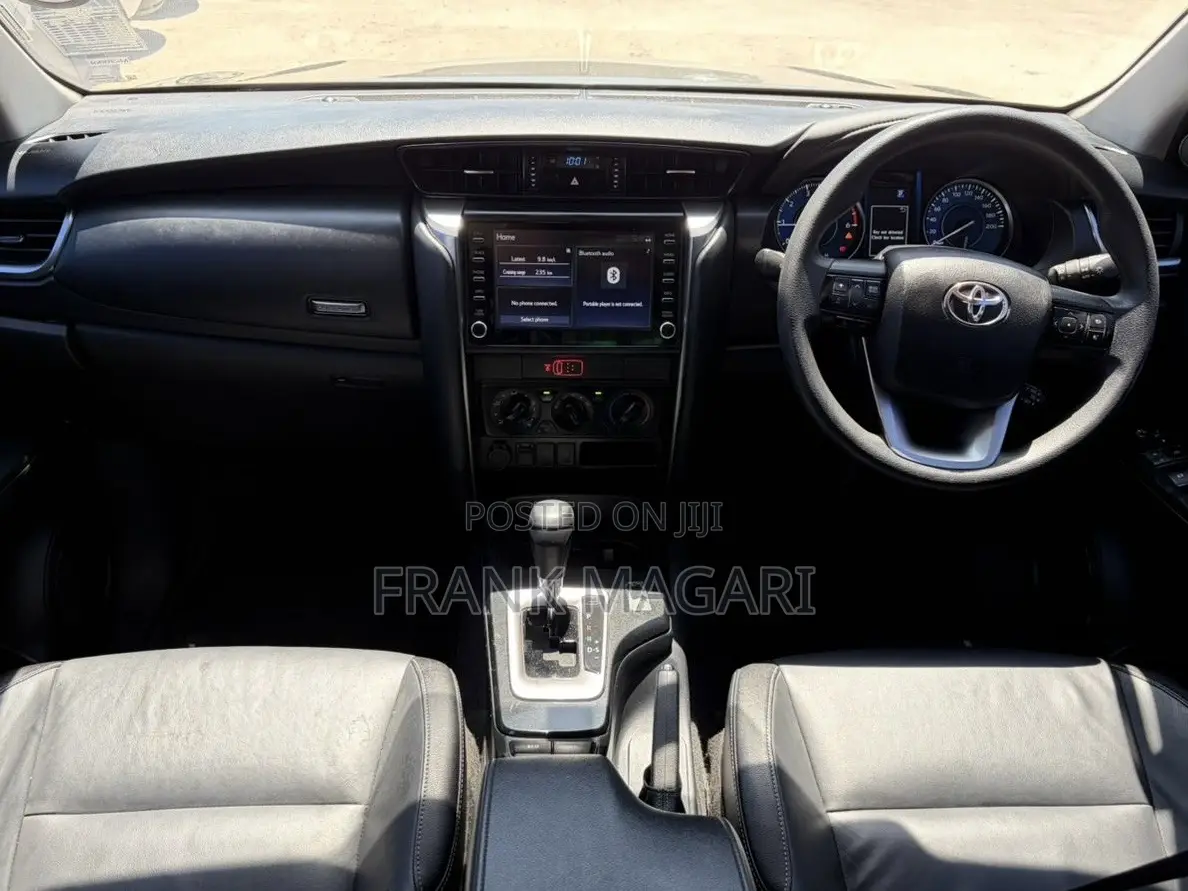 Toyota Fortuner 2023 Gray