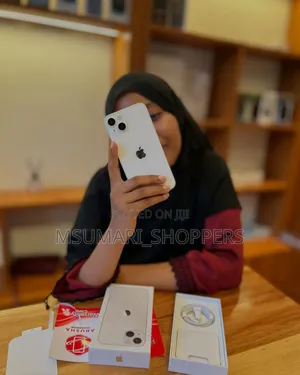 New Apple iPhone 13 128 GB Pink