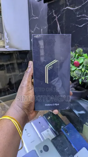 New Samsung Galaxy Z Flip6 256 GB