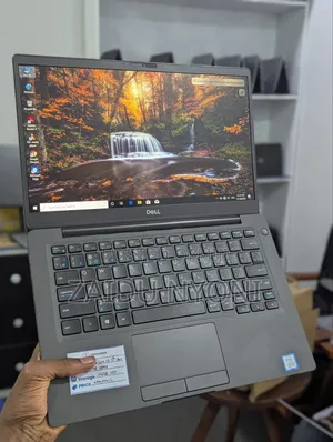 New Laptop Dell Latitude 7300 8GB Intel Core I5 SSD 256GB