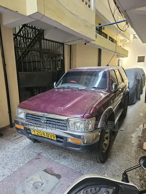 Toyota Hilux Surf 2002 Maroon