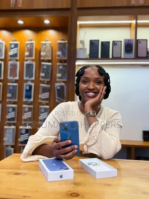 New Apple iPhone 13 128 GB Blue