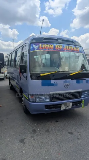 Toyota Coaster 2000