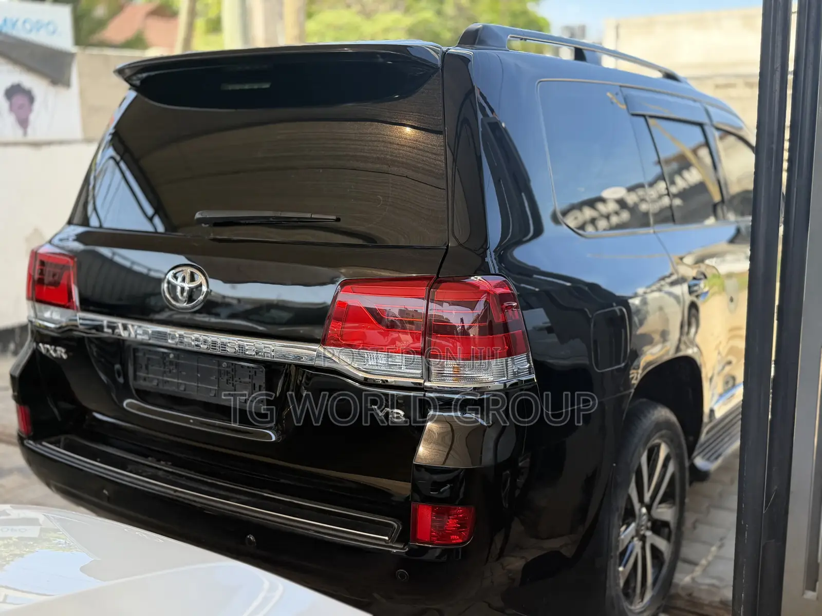 Toyota Land Cruiser 2015 Black