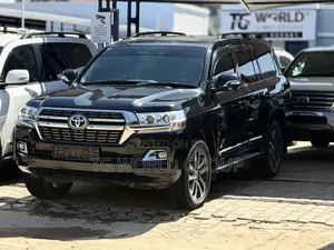 Toyota Land Cruiser 2015 Black