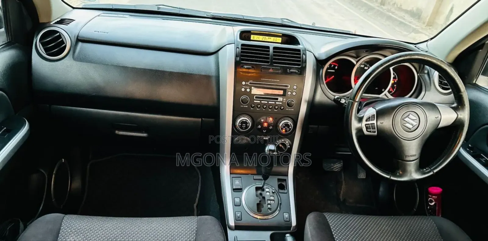 Suzuki Escudo 2005 Silver