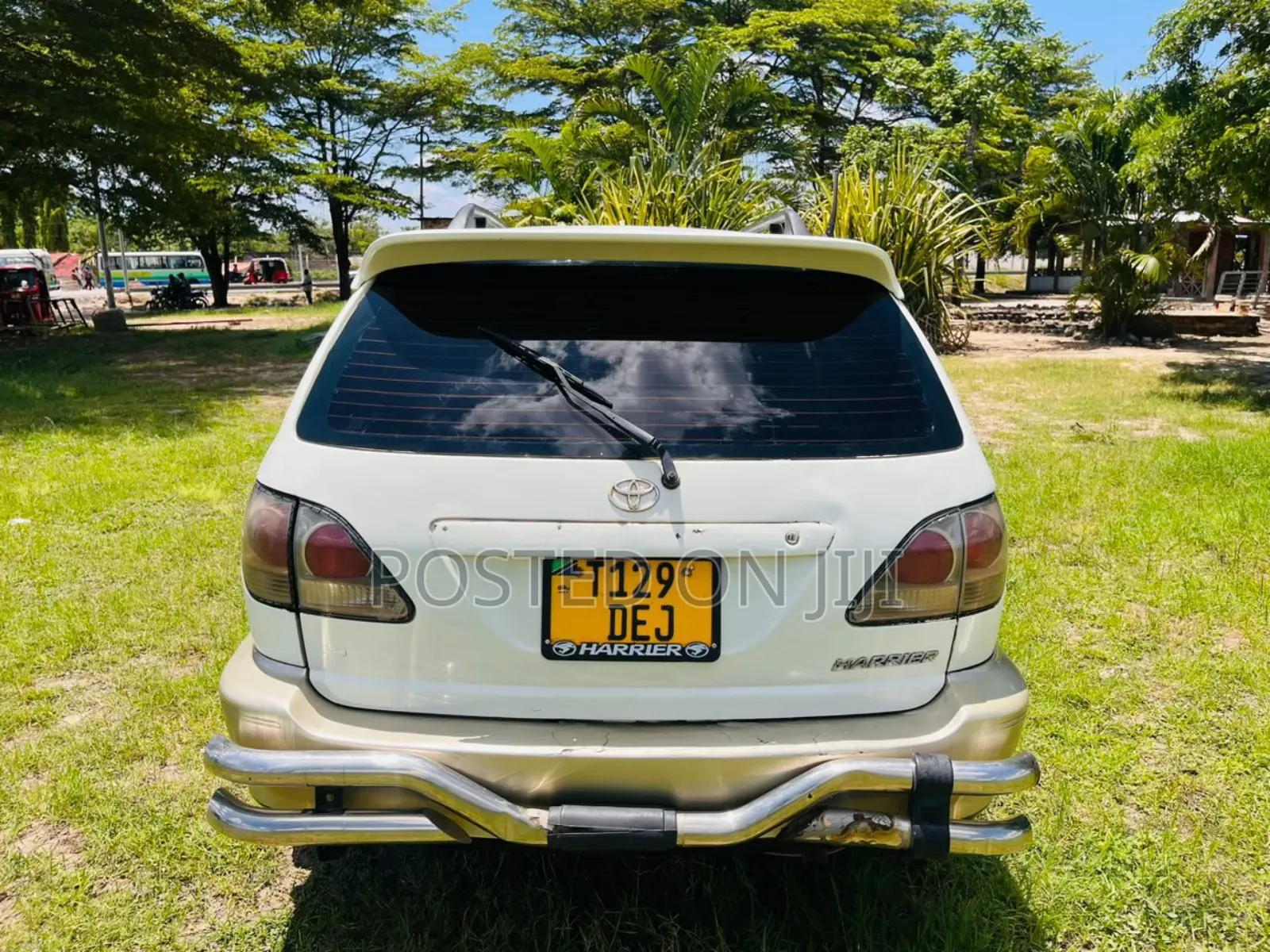 Toyota Harrier 2006 White