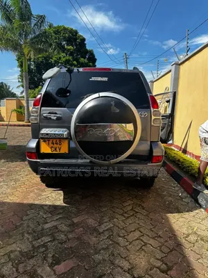 Toyota Land Cruiser Prado 3.0 D-4D 3dr 2005 Gray