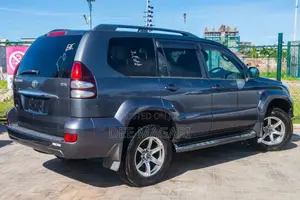 Toyota Land Cruiser Prado 2007 Gray