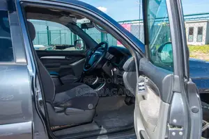 Toyota Land Cruiser Prado 2007 Gray