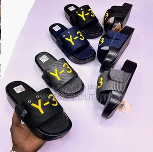 Sendo Au Sandals Mpya Kwa Mwonekano Bomba or Best Look