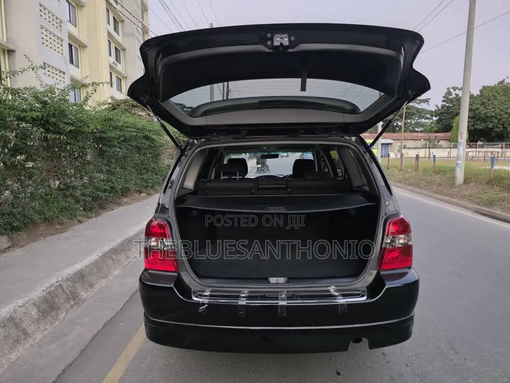 Toyota Kluger 2006 Black