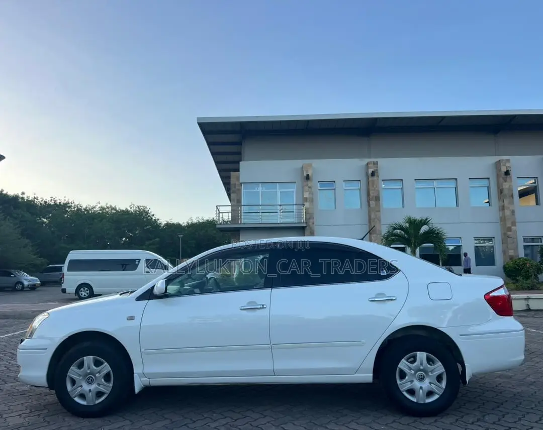 Toyota Premio 2004 White
