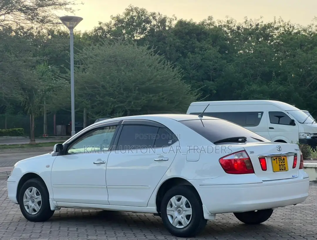 Toyota Premio 2004 White