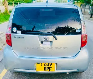 Toyota Passo 2005 Silver