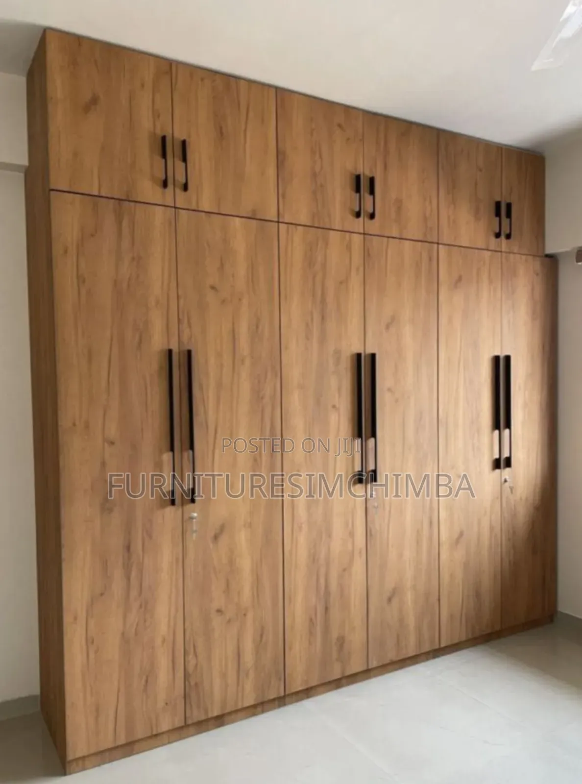Luxury Cupboard of Six Door