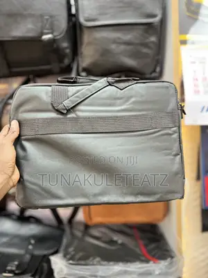 KVM Laptop Bag