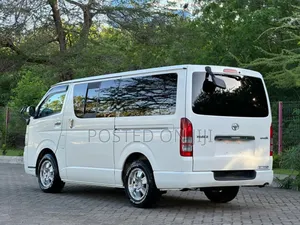 Toyota HiAce 2008 White