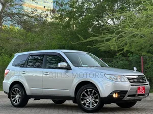 Subaru Forester 2010 Silver