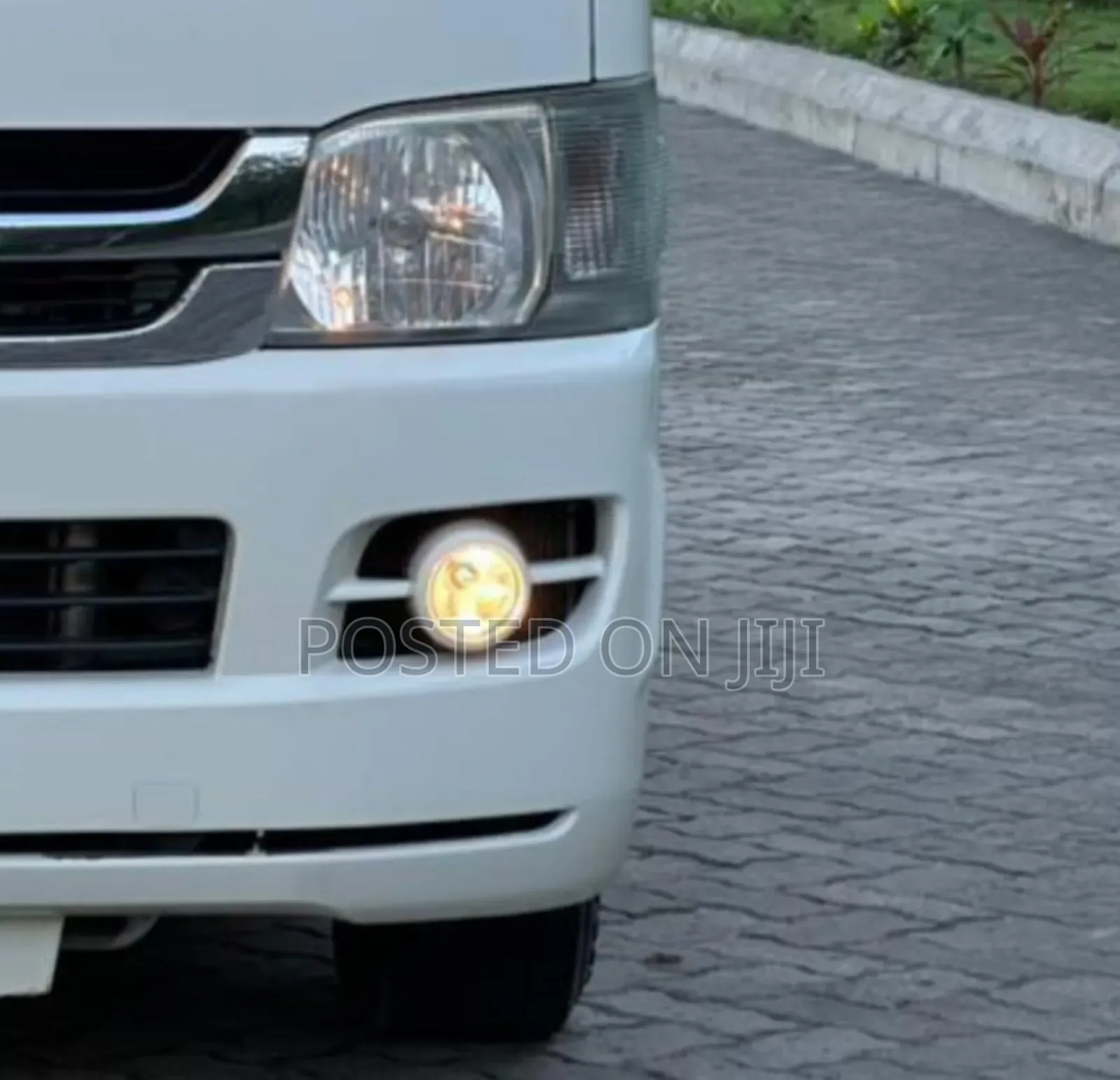Toyota HiAce 2008 White